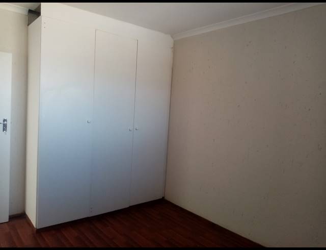 2 BEDROOM SECTIONAL TITLE FOR SALE IN EVELEIGH